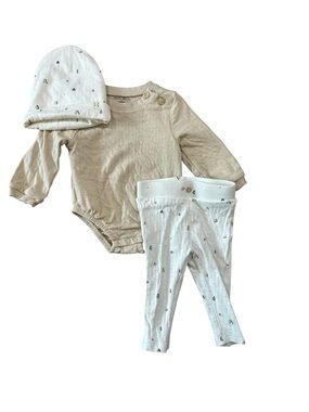 Neutral Beige & White Baby Matching Set - Long Sleeve Bodysuit, Leggings & Hat